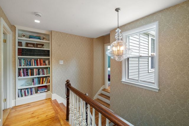 25 Farm Road, Sherborn, MA 01770