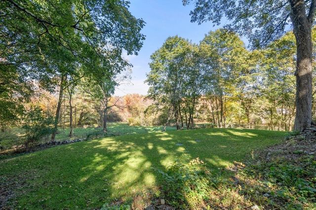 25 Farm Road, Sherborn, MA 01770