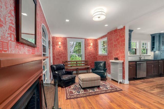 25 Farm Road, Sherborn, MA 01770