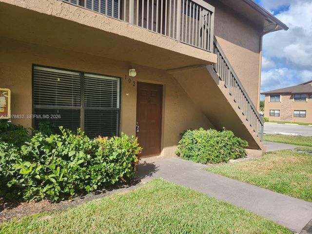 10037 Winding Lake Rd 102, Sunrise, FL 33351