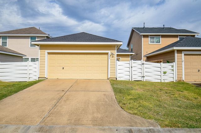 1706 Claremont Garden Circle, Houston, TX 77047