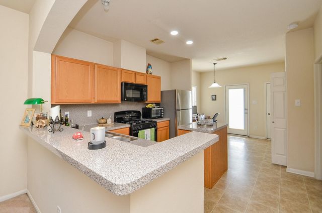 1706 Claremont Garden Circle, Houston, TX 77047