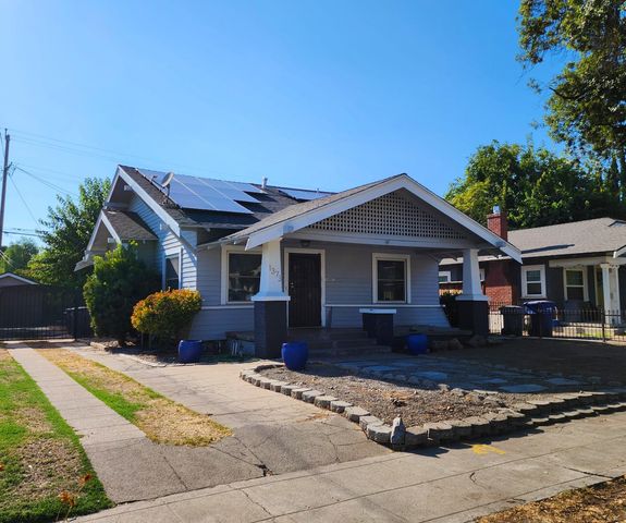 1373 N Echo Avenue, Fresno, CA 93728