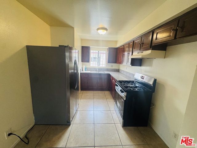 9715 S Broadway Unit 1, Los Angeles, CA 90003