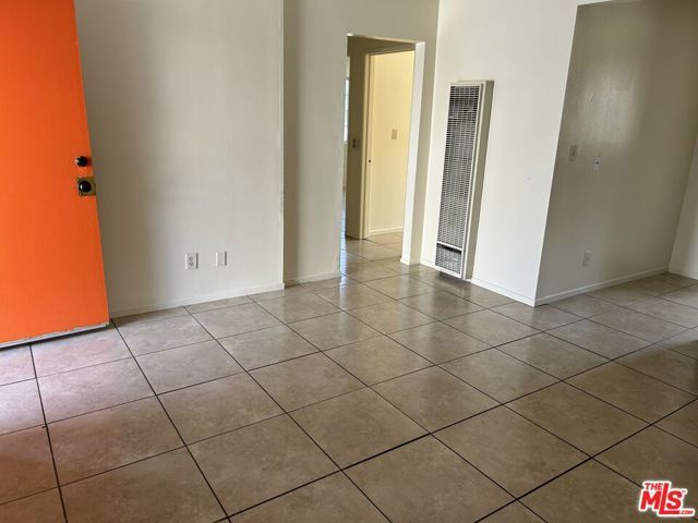 9715 S Broadway Unit 1, Los Angeles, CA 90003