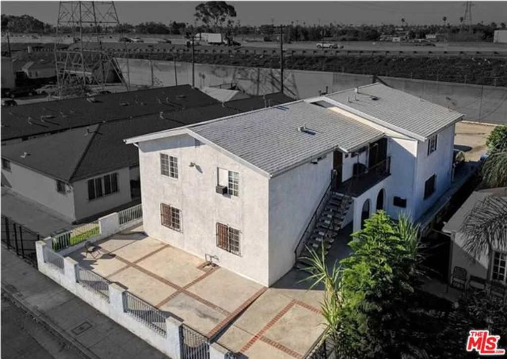 9715 S Broadway Unit 1, Los Angeles, CA 90003