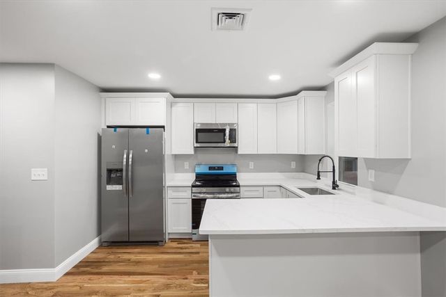 28 Potters Avenue, Providence, RI 02905