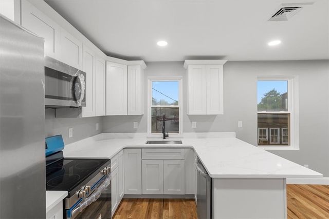 28 Potters Avenue, Providence, RI 02905