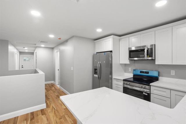 28 Potters Avenue, Providence, RI 02905