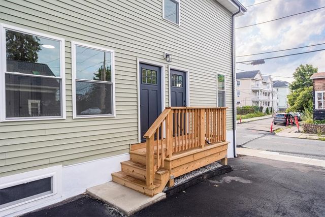 28 Potters Avenue, Providence, RI 02905