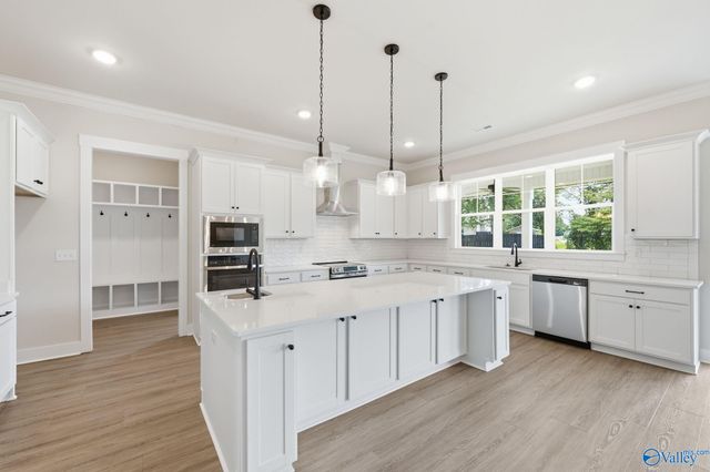 104 Glenhaven Court, Harvest, AL 35749