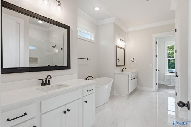 104 Glenhaven Court, Harvest, AL 35749