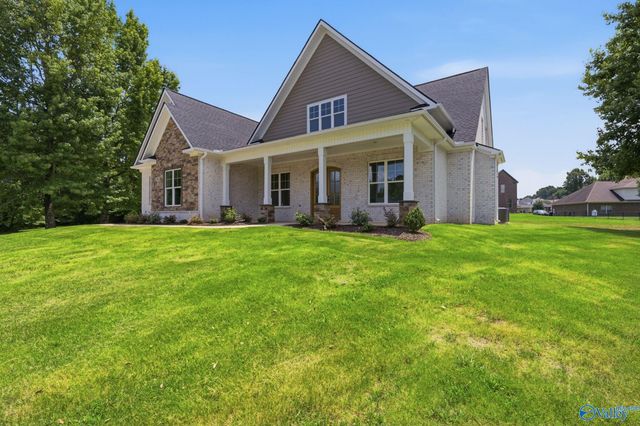 104 Glenhaven Court, Harvest, AL 35749