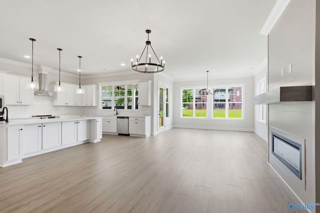 104 Glenhaven Court, Harvest, AL 35749