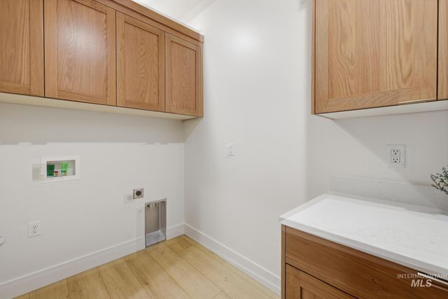 1561 Clear Creek Loop, Twin Falls, ID 83301