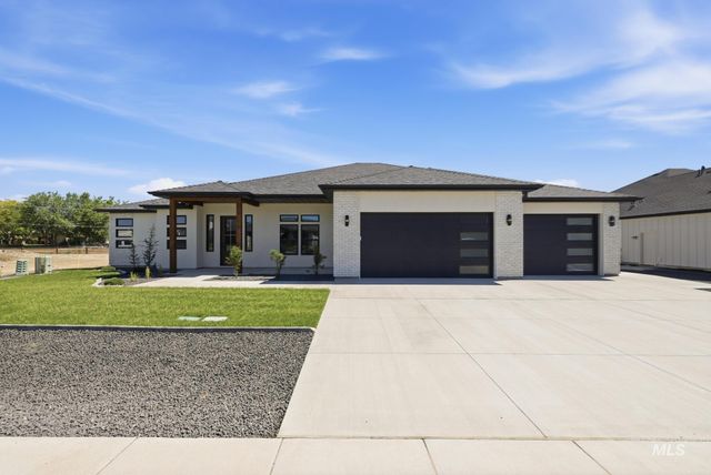 1561 Clear Creek Loop, Twin Falls, ID 83301