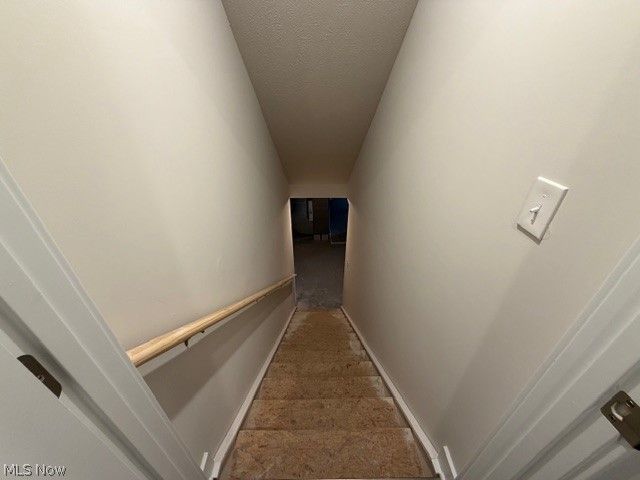 1443 Southbrook Circle NE, Canton, OH 44721