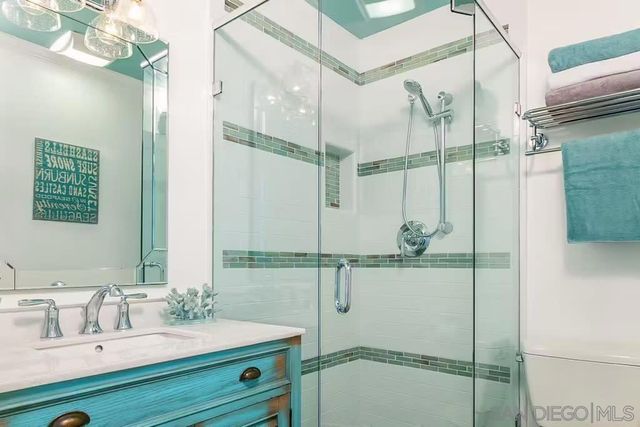 337 Rosemont St, La Jolla, CA 92037