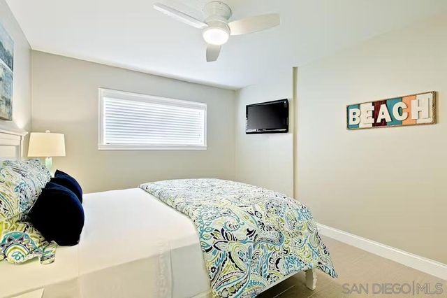 337 Rosemont St, La Jolla, CA 92037