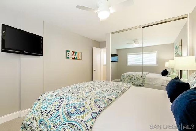 337 Rosemont St, La Jolla, CA 92037