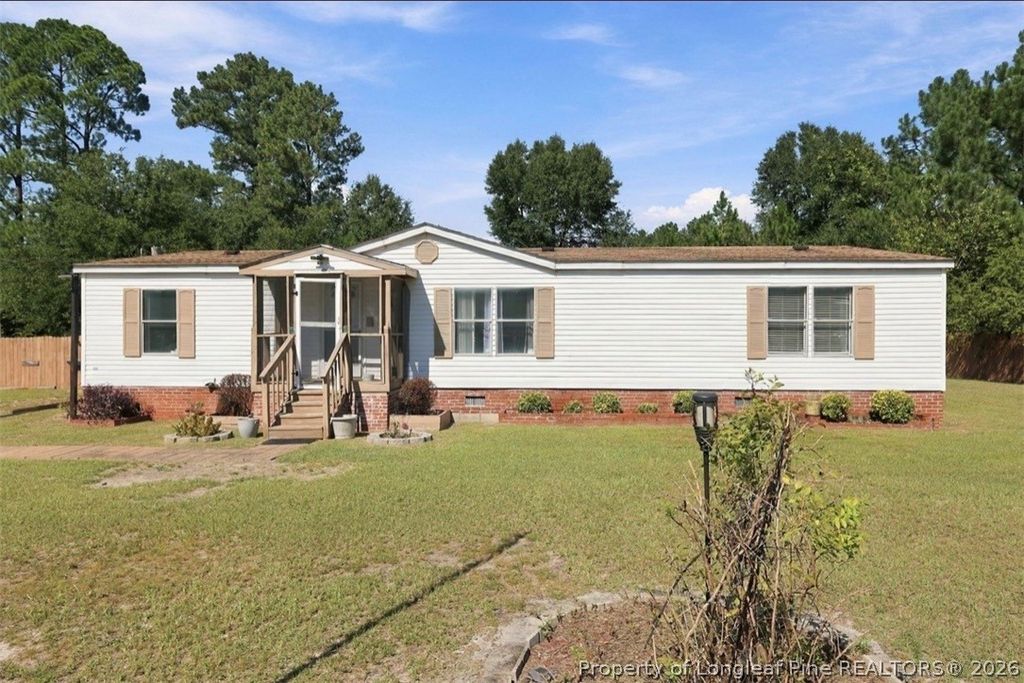 390 Purvis Court, Raeford, NC 28376 — exterior