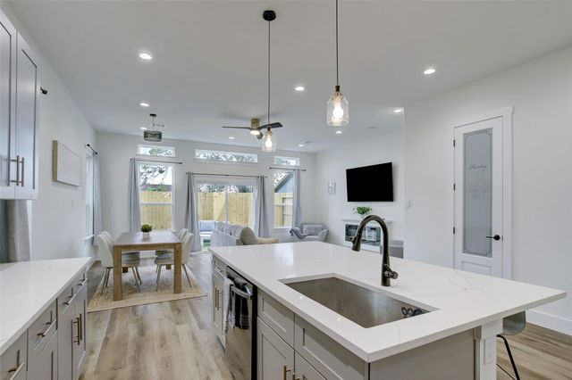 7119 Tierwester Street, Houston, TX 77021