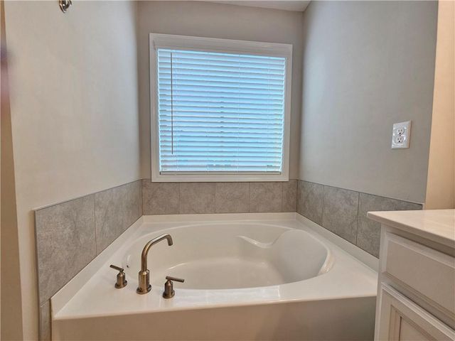 351 NORTHAVEN Avenue, Suwanee, GA 30024