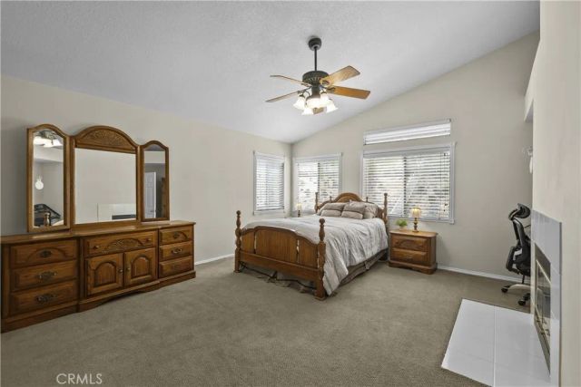 19346 Santa Maria, Newhall, CA 91321