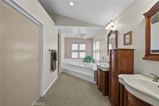 19346 Santa Maria, Newhall, CA 91321