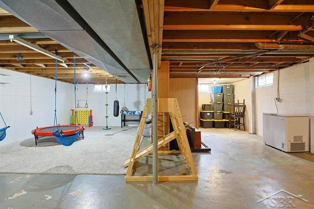 1841 Van Wagoner Drive, Saginaw Twp, MI 48638