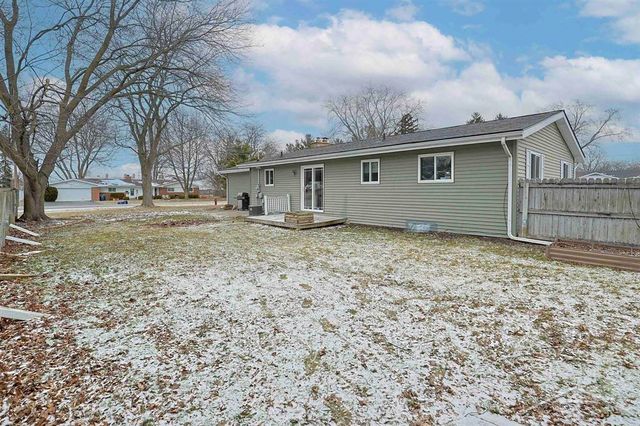 1841 Van Wagoner Drive, Saginaw Twp, MI 48638