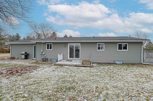 1841 Van Wagoner Drive, Saginaw Twp, MI 48638