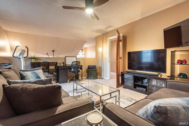 4645 N Chatham Drive, Bloomington, IN 47404