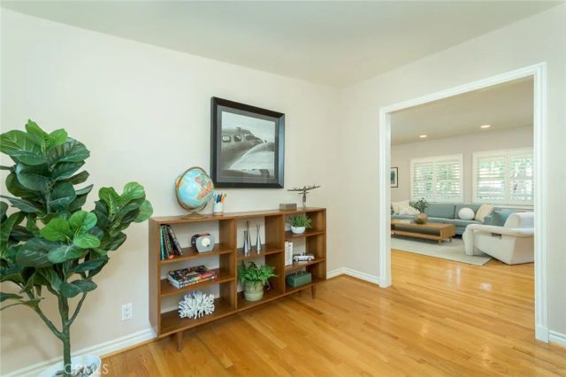 2363 Rockdell Street, La Crescenta, CA 91214