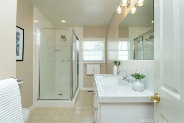 2363 Rockdell Street, La Crescenta, CA 91214