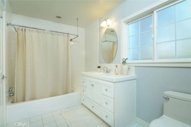 2363 Rockdell Street, La Crescenta, CA 91214