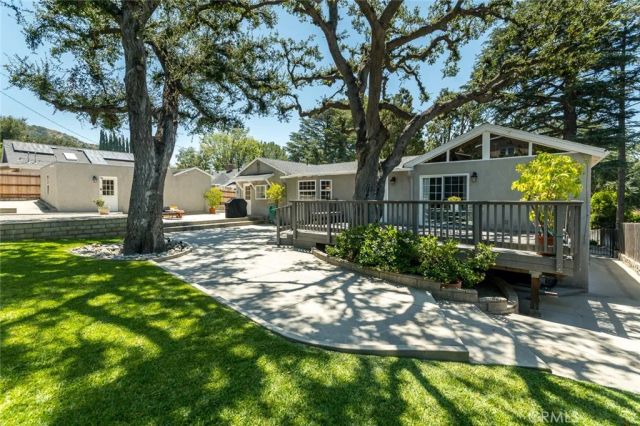 2363 Rockdell Street, La Crescenta, CA 91214