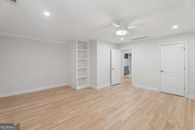 2094 Azalea Circle, Decatur, GA 30033