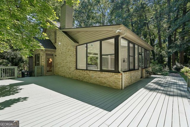 2094 Azalea Circle, Decatur, GA 30033