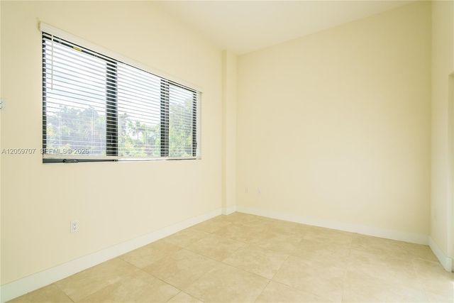 1091 Galiano St 102, Coral Gables, FL 33134