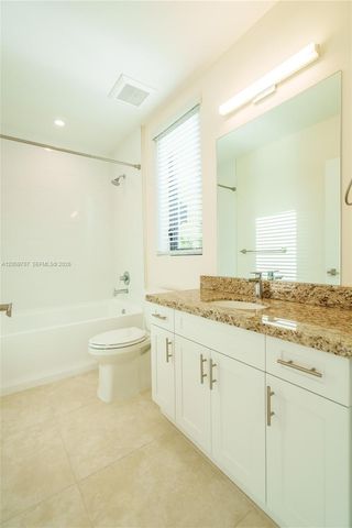 1091 Galiano St 102, Coral Gables, FL 33134
