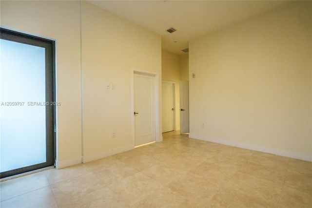 1091 Galiano St 102, Coral Gables, FL 33134