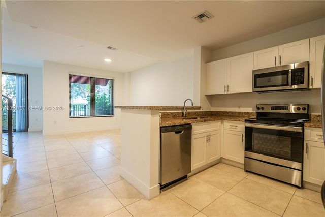 1091 Galiano St 102, Coral Gables, FL 33134