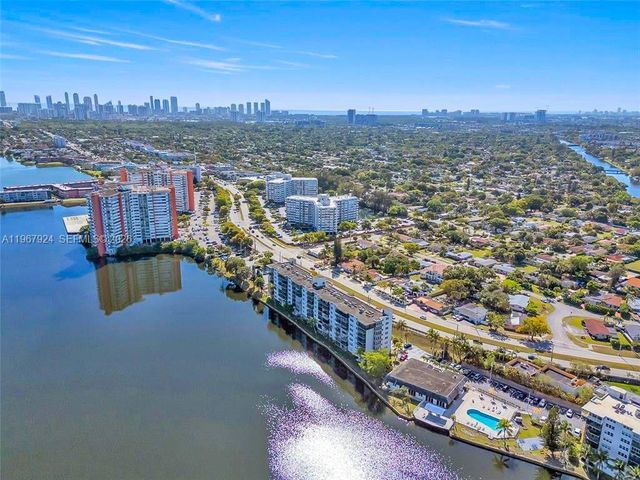 1300 NE Miami Gardens Dr 711E, Miami, FL 33179