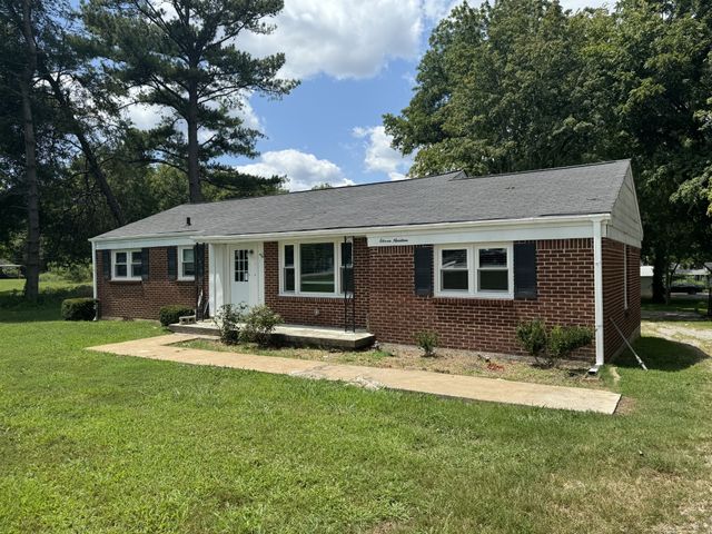 1119 Nashville Hwy, Columbia, TN 38401