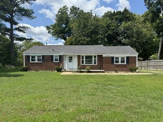 1119 Nashville Hwy, Columbia, TN 38401