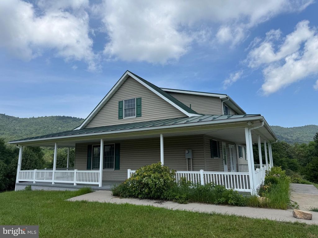 161 COYOTE RUN RD, Mathias, WV 26812