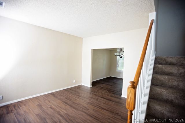 904 N Hemlock Avenue, Broken Arrow, OK 74012