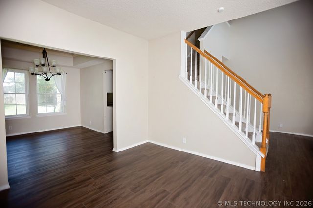 904 N Hemlock Avenue, Broken Arrow, OK 74012