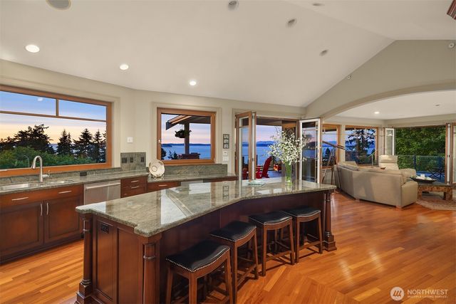 1443 Scurlock Lane, Mukilteo, WA 98275